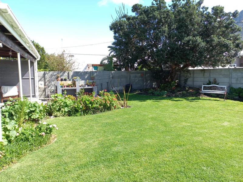 3 Bedroom Property for Sale in Kleinmond Western Cape